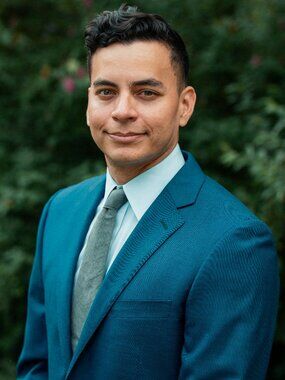 Meet your Posher, Jose